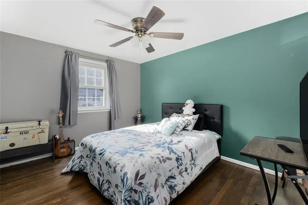 94 Waterman Avenue Warwick RI 02889