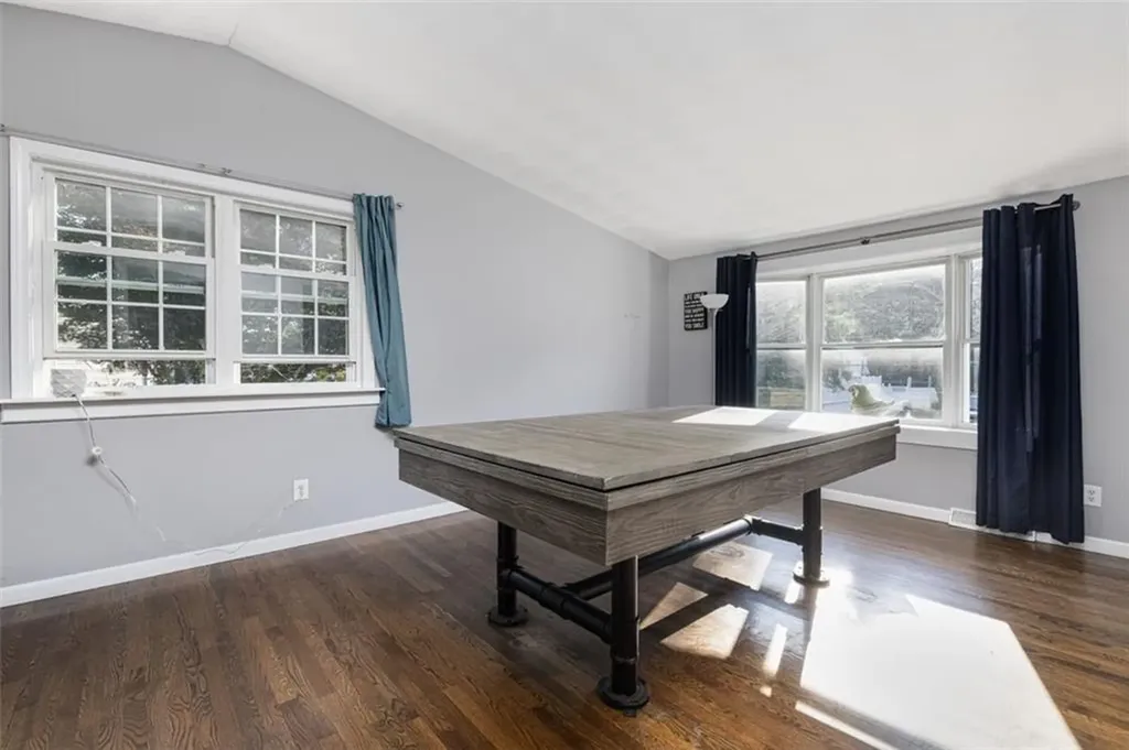 94 Waterman Avenue Warwick RI 02889