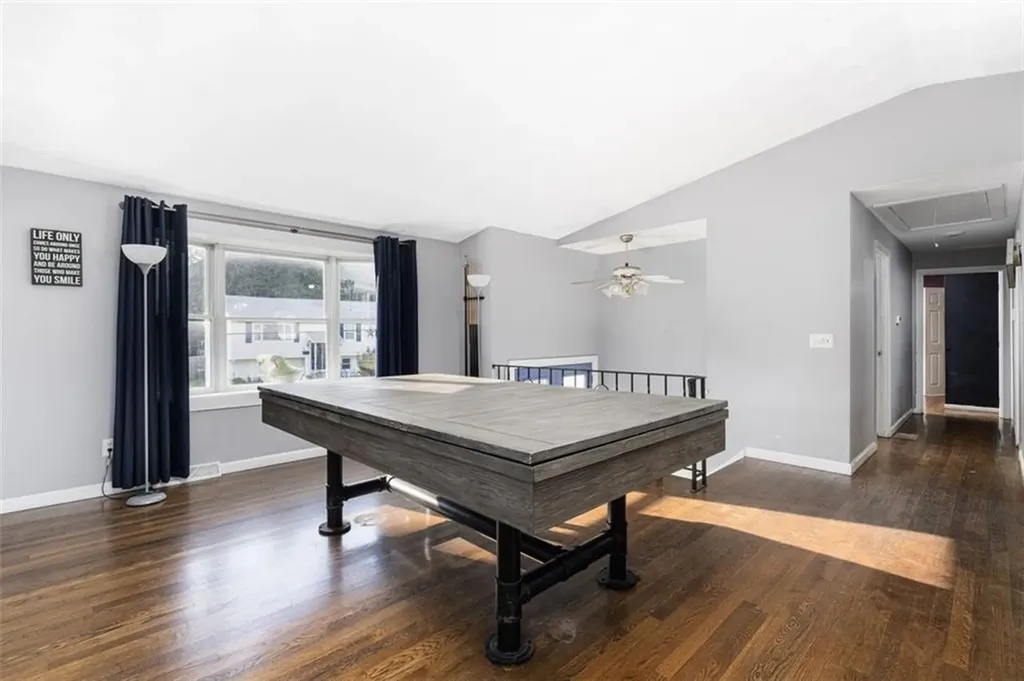 94 Waterman Avenue Warwick RI 02889