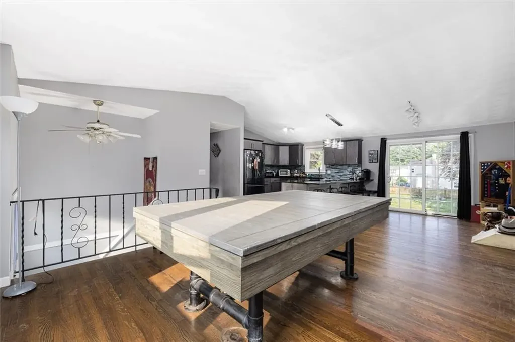 94 Waterman Avenue Warwick RI 02889