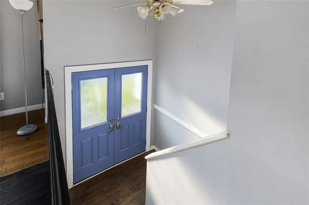 94 Waterman Avenue Warwick RI 02889