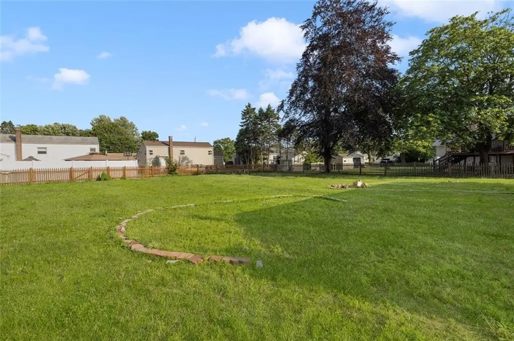 94 Waterman Avenue Warwick RI 02889