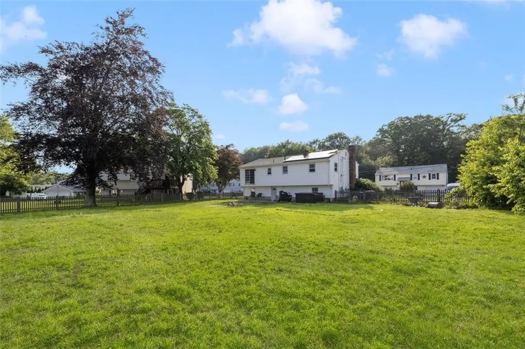 94 Waterman Avenue Warwick RI 02889