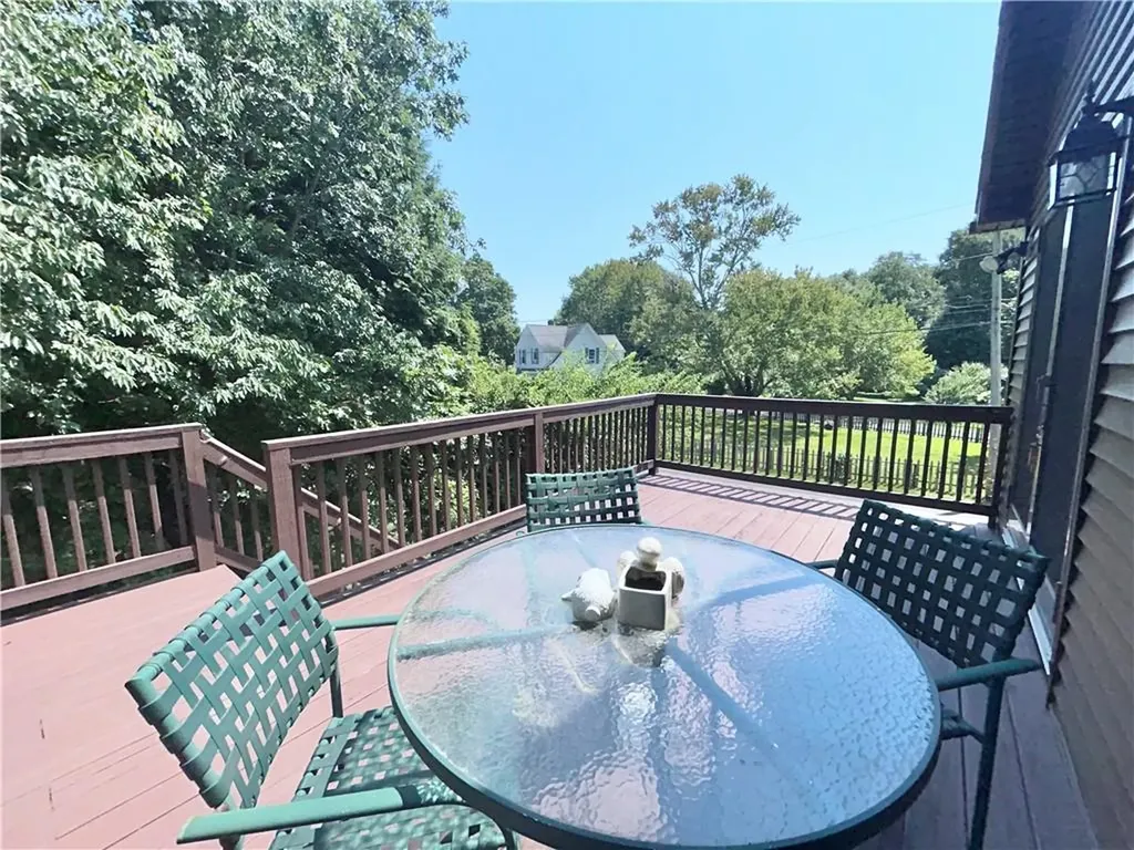 99 Terrace Avenue Warwick RI 02889
