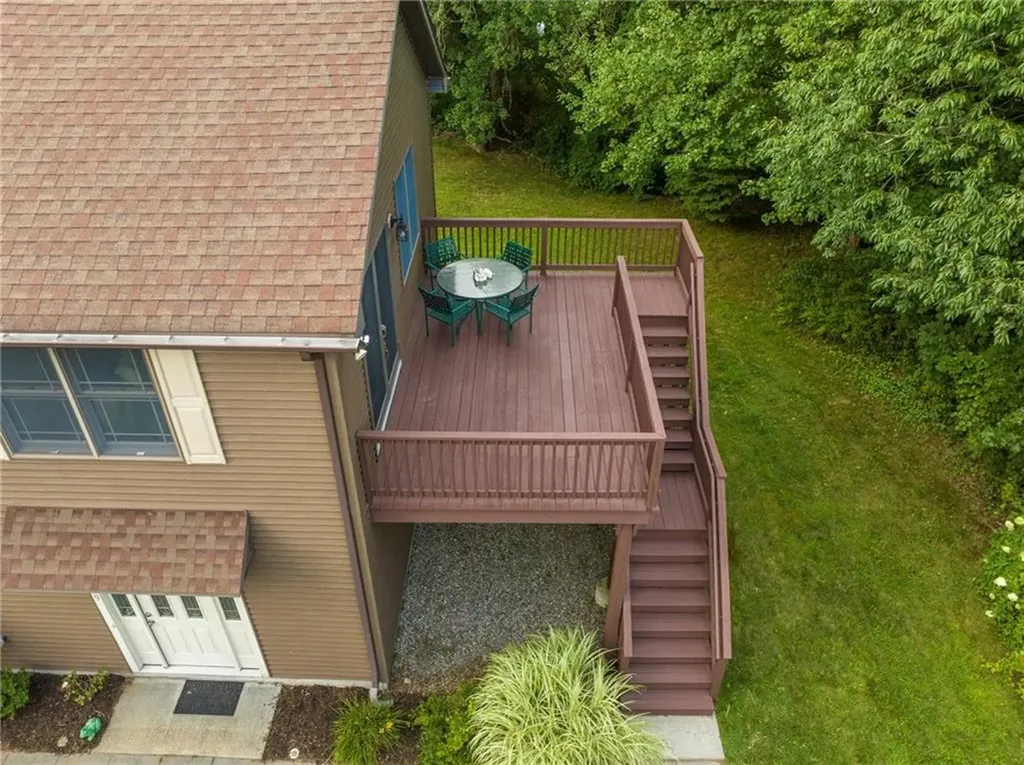 99 Terrace Avenue Warwick RI 02889