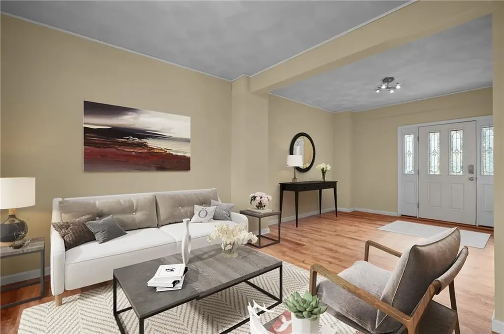 99 Terrace Avenue Warwick RI 02889