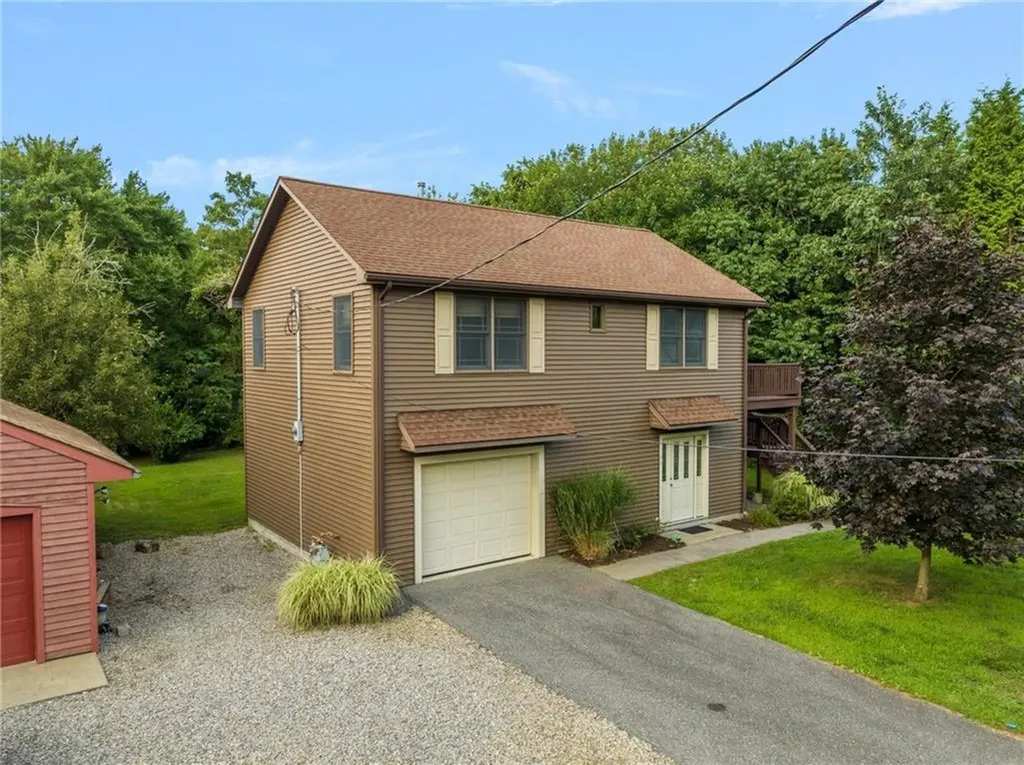 99 Terrace Avenue Warwick RI 02889