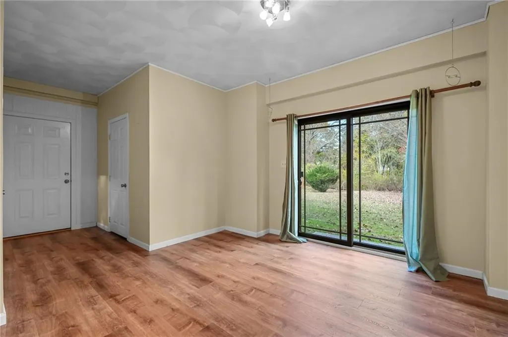 99 Terrace Avenue Warwick RI 02889