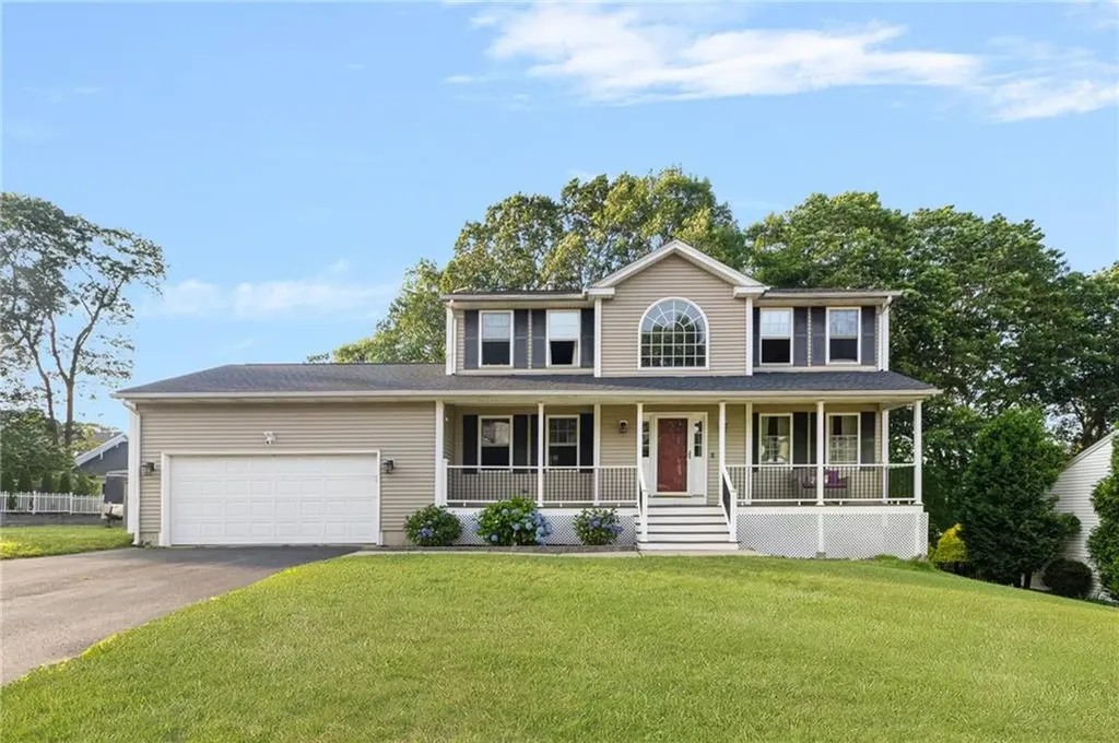 29 Gilcrest Drive West Warwick RI 02893