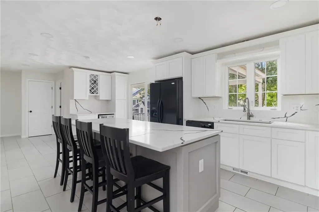 29 Gilcrest Drive West Warwick RI 02893