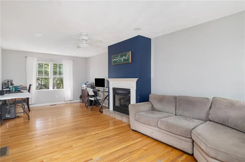 29 Gilcrest Drive West Warwick RI 02893