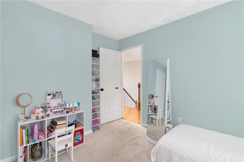 29 Gilcrest Drive West Warwick RI 02893
