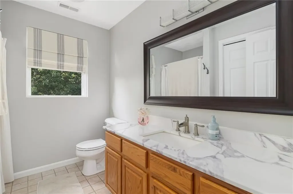 29 Gilcrest Drive West Warwick RI 02893