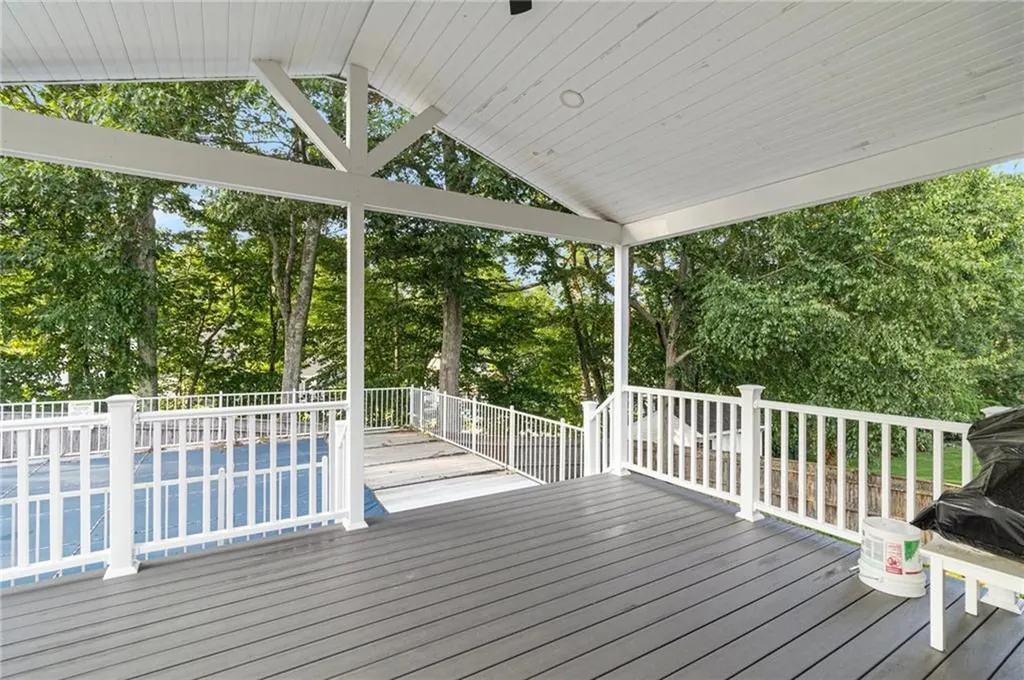 29 Gilcrest Drive West Warwick RI 02893