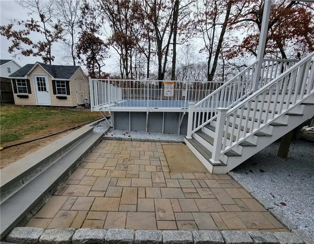 29 Gilcrest Drive West Warwick RI 02893