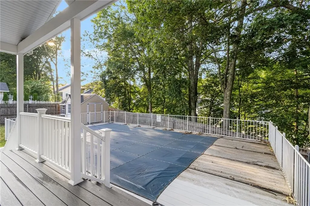 29 Gilcrest Drive West Warwick RI 02893