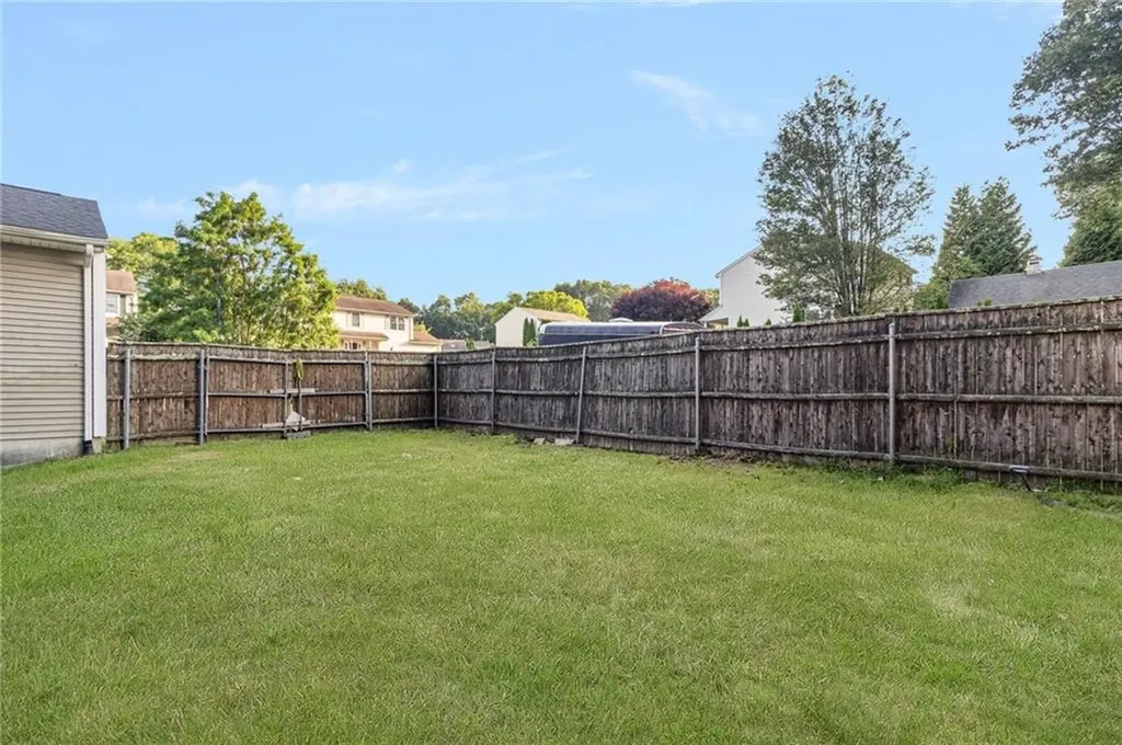 29 Gilcrest Drive West Warwick RI 02893