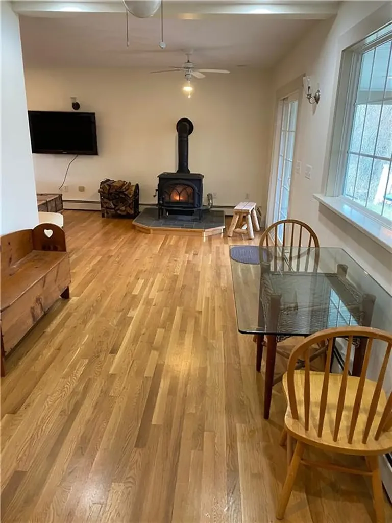 32 Wilbur Road Lincoln RI 02865