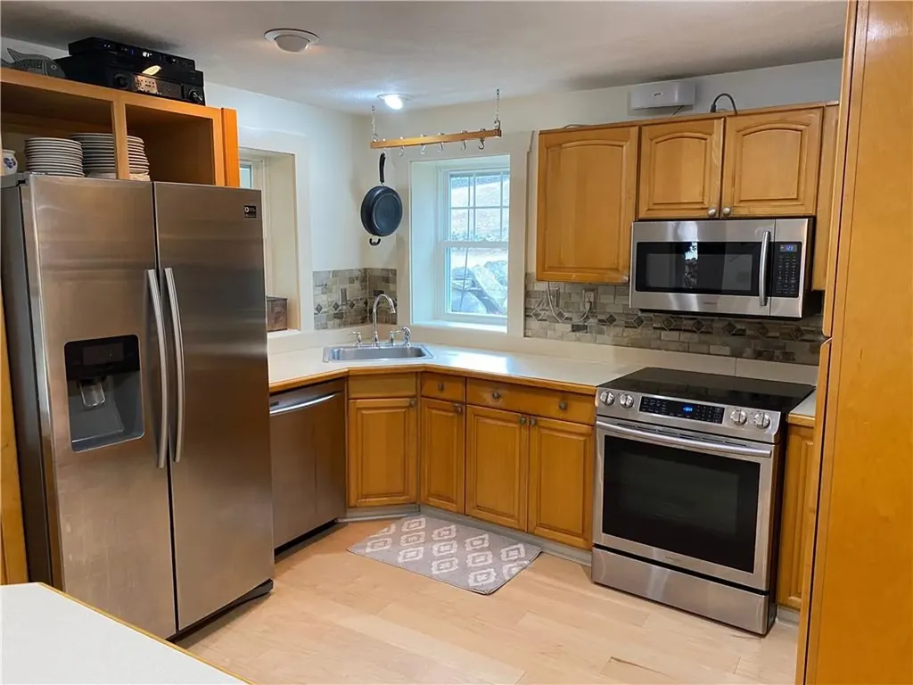 32 Wilbur Road Lincoln RI 02865