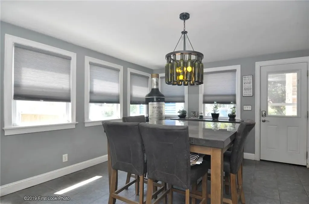 62 Stone Avenue Warwick RI 02889