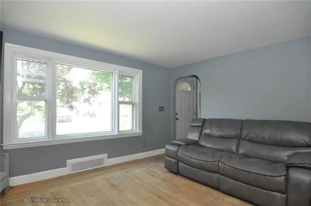 62 Stone Avenue Warwick RI 02889