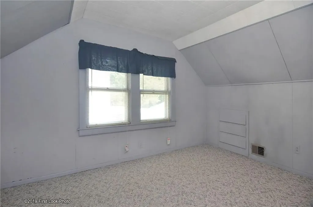 62 Stone Avenue Warwick RI 02889