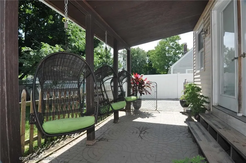 62 Stone Avenue Warwick RI 02889