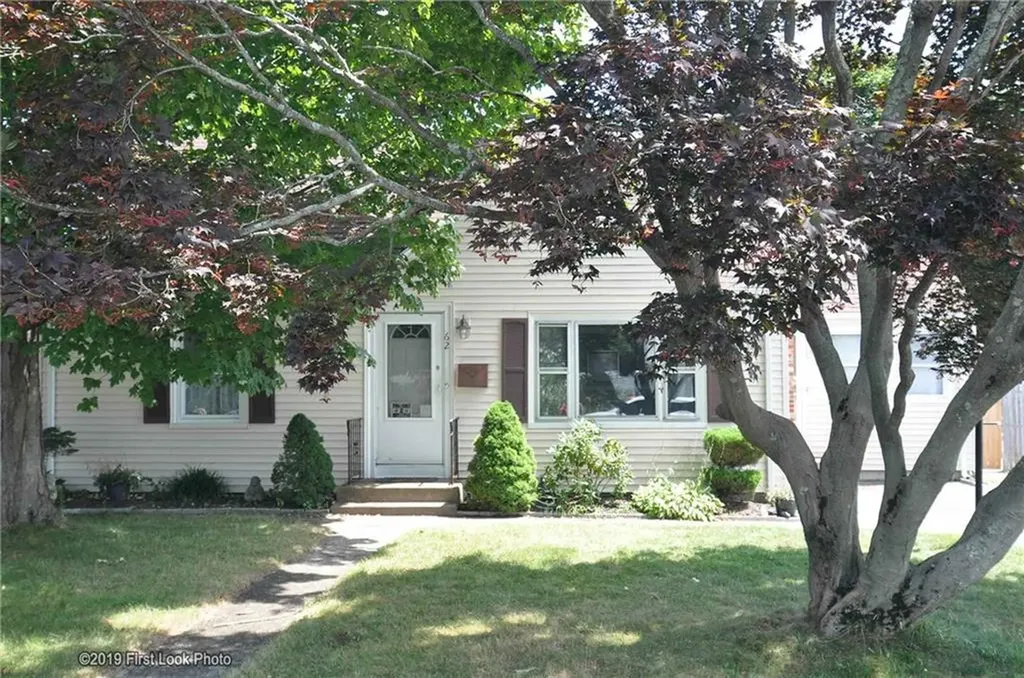 62 Stone Avenue Warwick RI 02889
