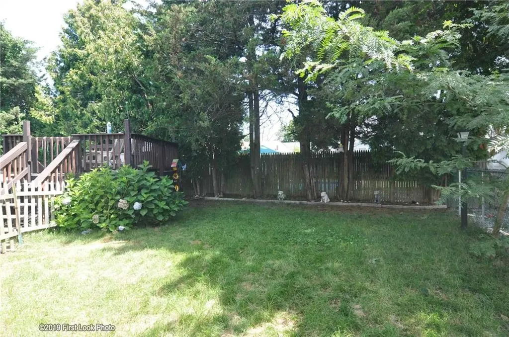 62 Stone Avenue Warwick RI 02889