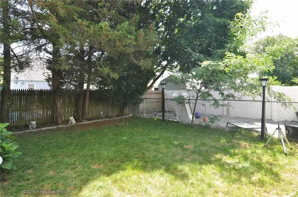 62 Stone Avenue Warwick RI 02889