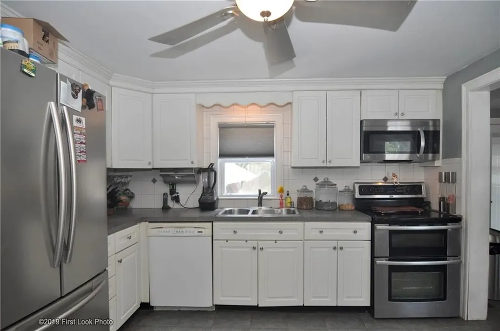 62 Stone Avenue Warwick RI 02889