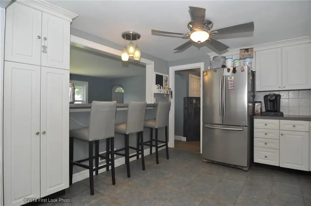 62 Stone Avenue Warwick RI 02889