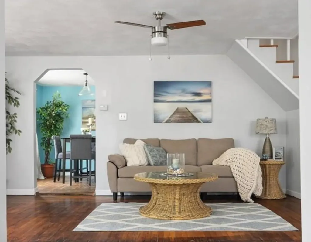23 Huron Street Warwick RI 02889