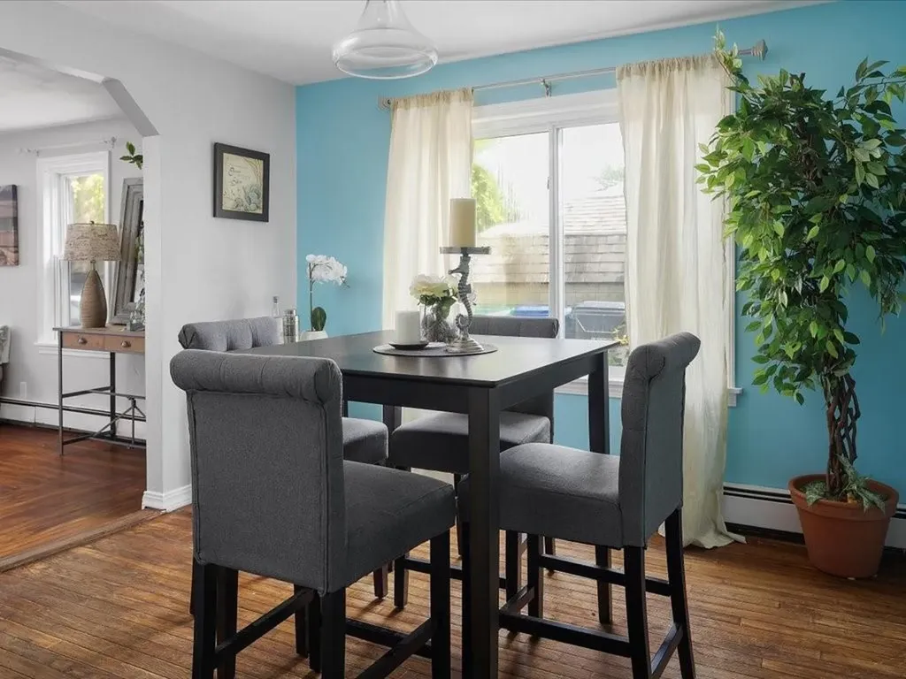 23 Huron Street Warwick RI 02889