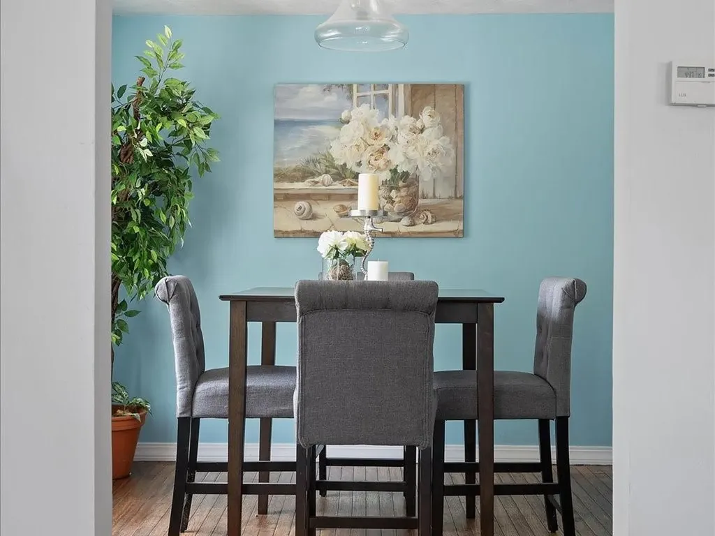 23 Huron Street Warwick RI 02889