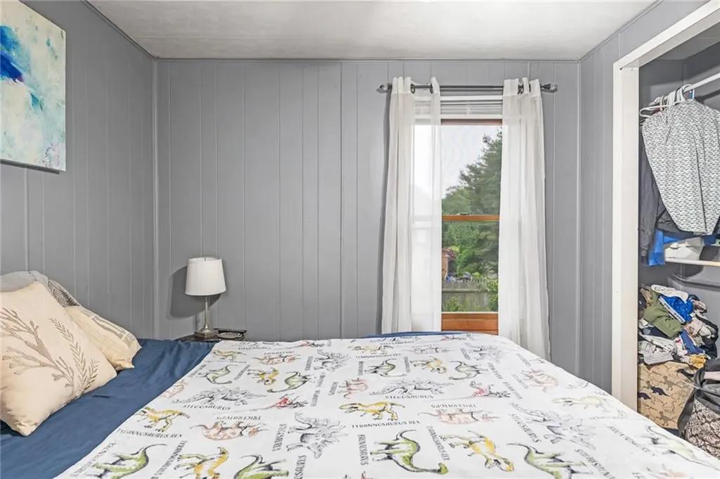 25 Dinonsie Way South Kingstown RI 02879