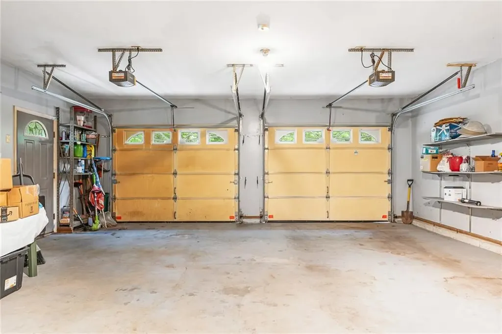 25 Dinonsie Way South Kingstown RI 02879