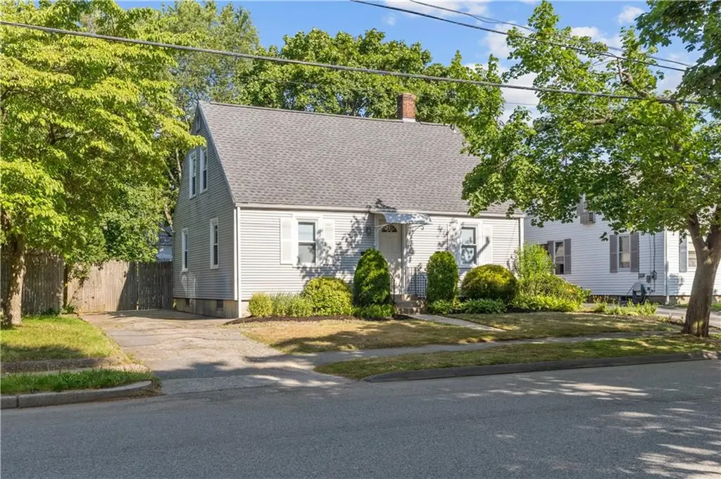 74 Park View Boulevard Cranston RI 02910