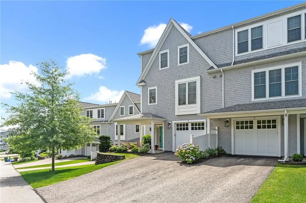 100 Algonquin Road Narragansett RI 02882