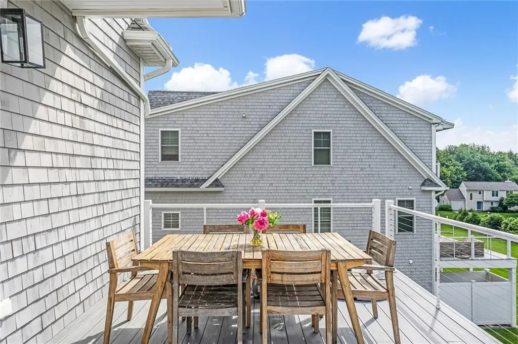 100 Algonquin Road Narragansett RI 02882