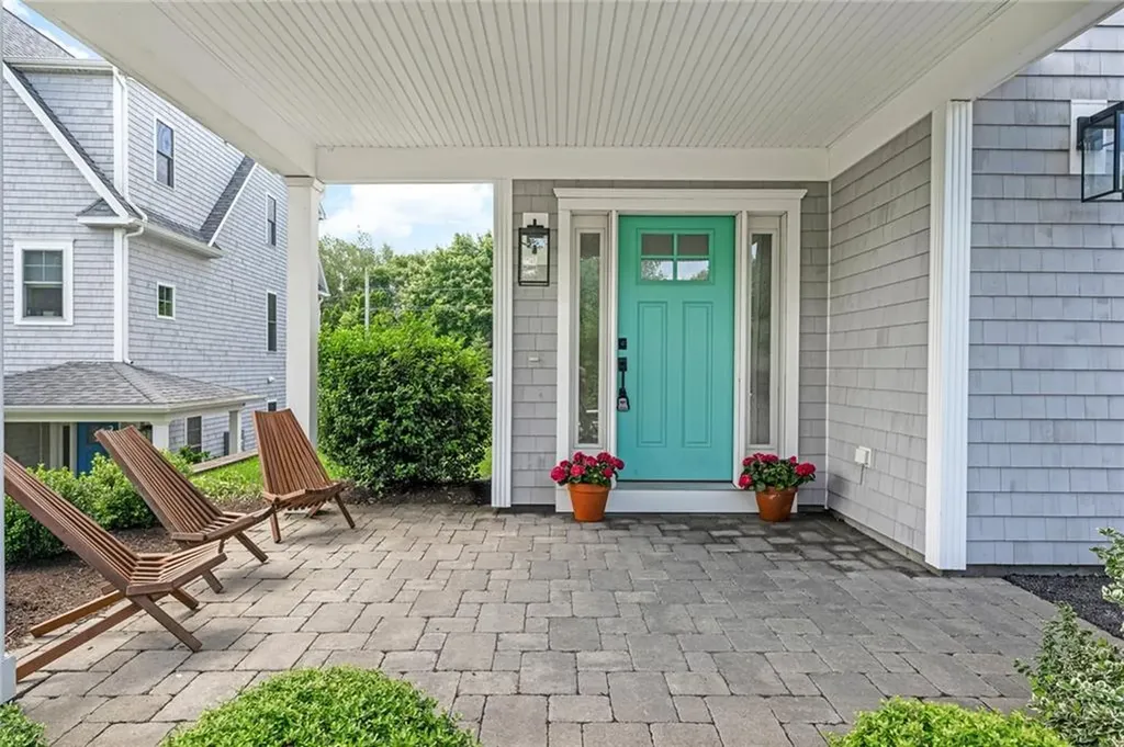 100 Algonquin Road Narragansett RI 02882