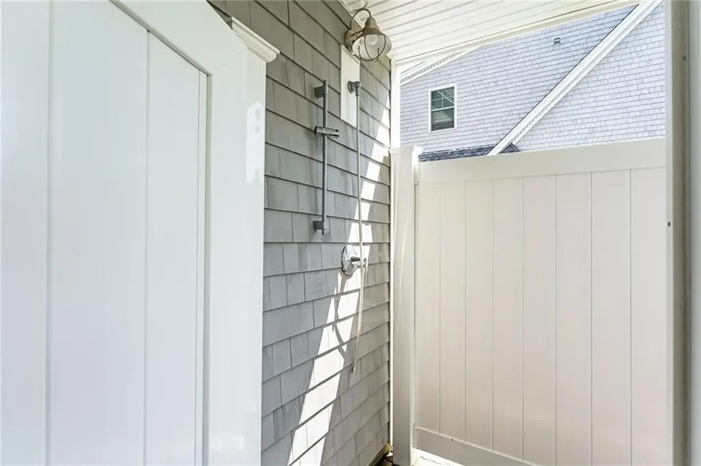 100 Algonquin Road Narragansett RI 02882