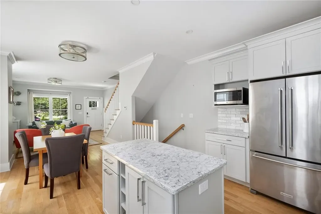 871 Hope Street Providence RI 02906