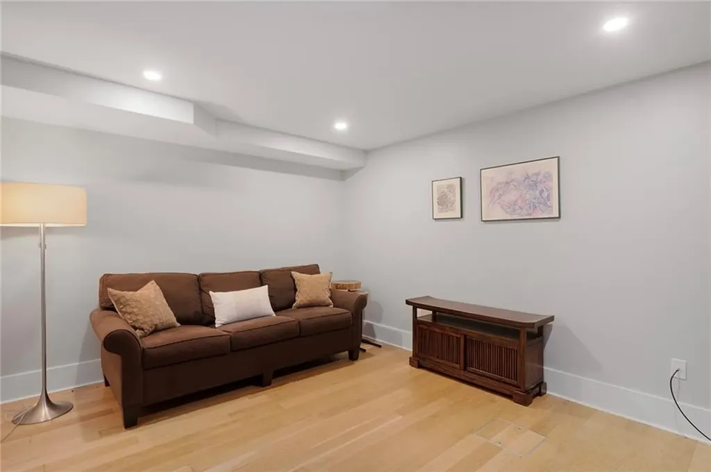 871 Hope Street Providence RI 02906