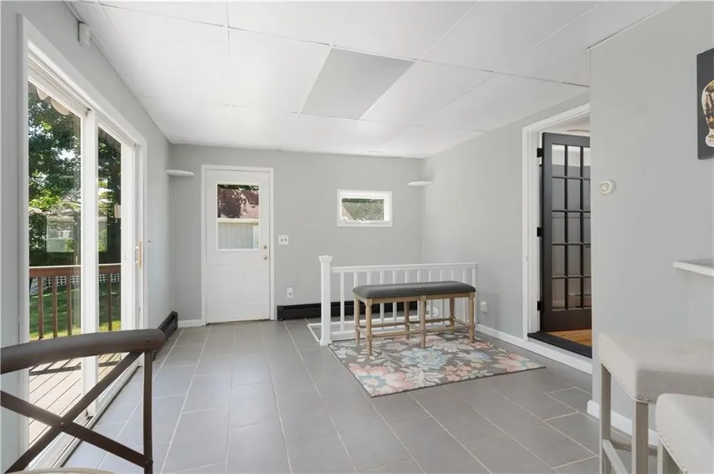 785 Main Avenue Warwick RI 02886