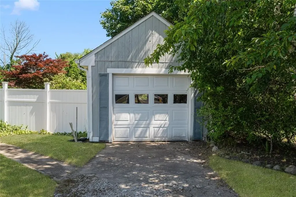 785 Main Avenue Warwick RI 02886