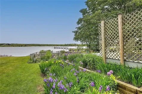 1518 Drift Road Westport MA 02790