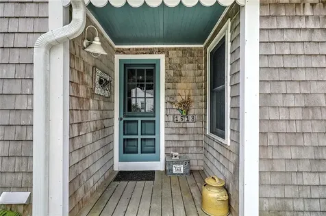 1518 Drift Road Westport MA 02790