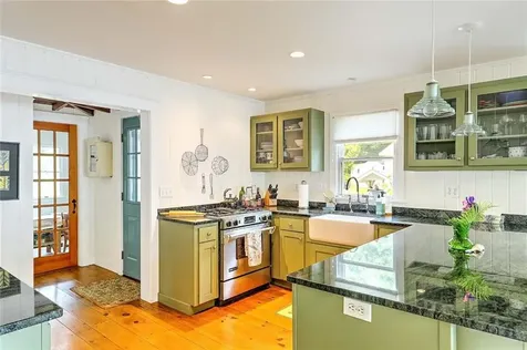 1518 Drift Road Westport MA 02790