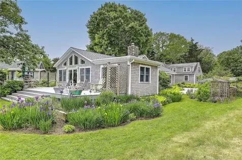 1518 Drift Road Westport MA 02790